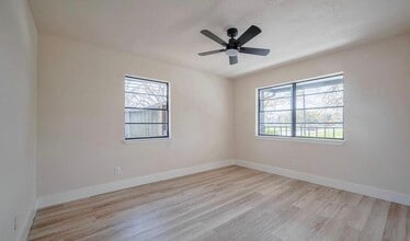 5502 Hewitt Dr in Houston, TX - Building Photo - Building Photo