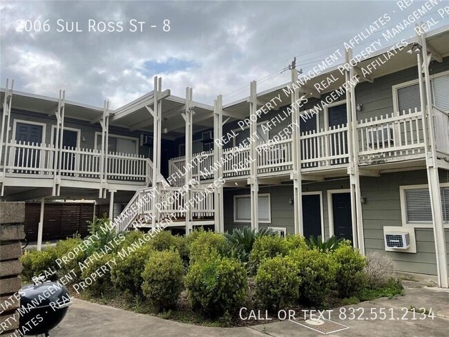 property at 2006 Sul Ross St