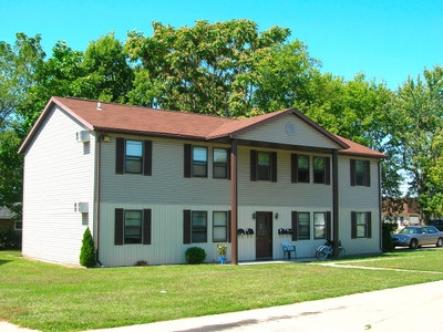 2213 E Memorial Dr in Muncie, IN - Foto de edificio