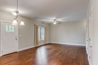 29 Wheeler Rd in Weaverville, NC - Building Photo - Building Photo
