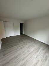 131 E Winchester Rd in Libertyville, IL - Building Photo - Building Photo
