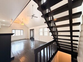 811 Hickory Ct in Hawley, PA - Foto de edificio - Building Photo