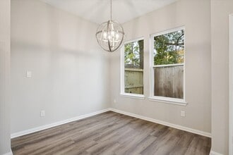 211 Clark Rd in Houston, TX - Building Photo - Building Photo