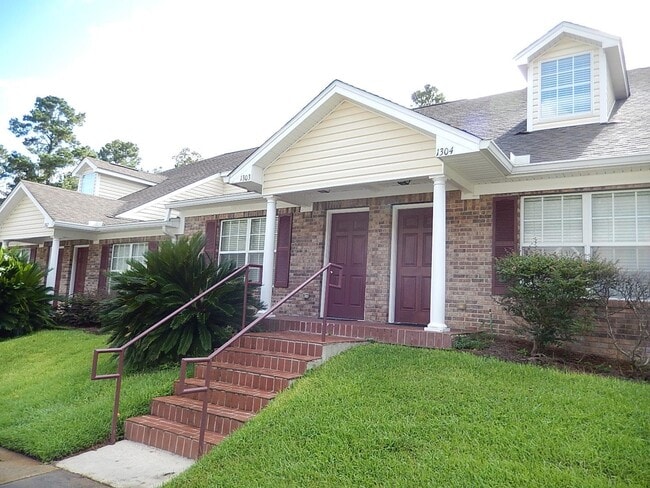 property at 4434 Gearhart Rd