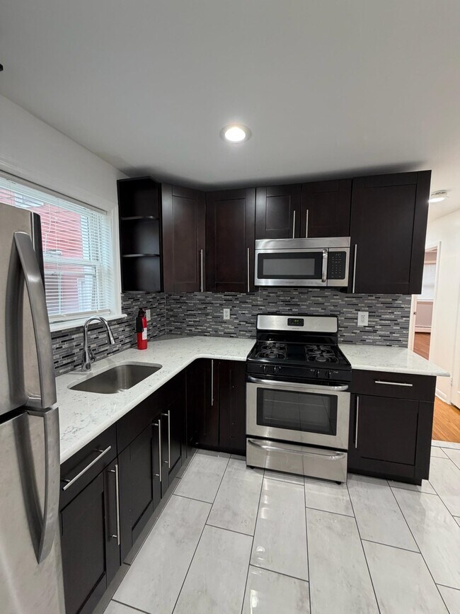 3586 John F. Kennedy Blvd in Jersey City, NJ - Building Photo - Building Photo