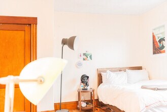 23 Wisconsin Ave in Somerville, MA - Foto de edificio - Building Photo