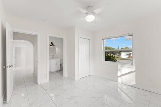 211 37th St S in St. Petersburg, FL - Building Photo - Building Photo