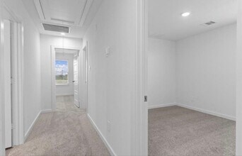 2911 Crown Gate Dr in Houston, TX - Building Photo - Building Photo