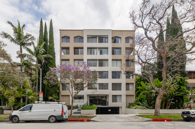 412 N PALM Dr in Beverly Hills, CA - Building Photo - Building Photo