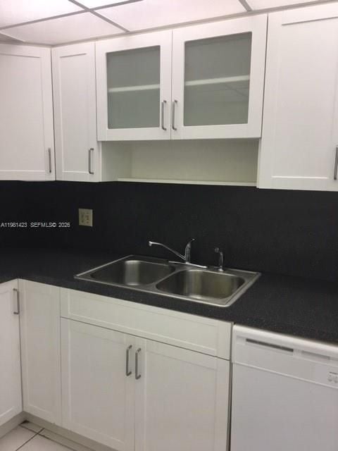 400 Kings Point Dr in Sunny Isles Beach, FL - Building Photo - Building Photo
