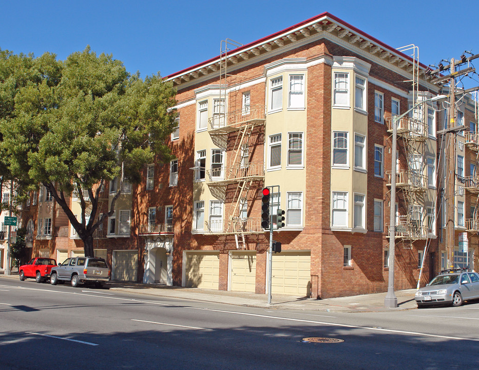 2100 Fell St in San Francisco, CA - Building Photo