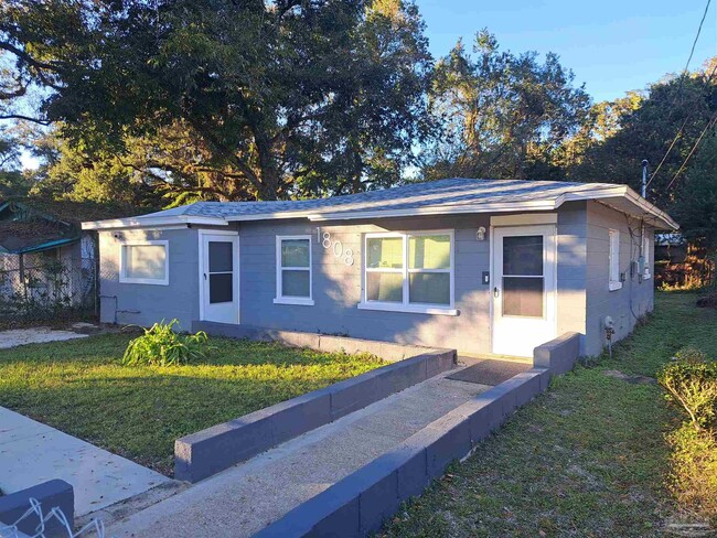 1808 W St Joseph Ave in Pensacola, FL - Building Photo - Building Photo