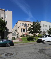 815 S New Hampshire Ave in Los Angeles, CA - Building Photo