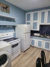 1458 Bourbonnière Av in Montréal, QC - Building Photo - Building Photo