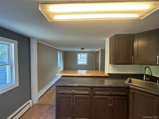 134 S Main St in Pearl River, NY - Building Photo - Building Photo