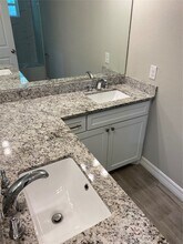 5210 Longmeadow St in Houston, TX - Building Photo - Building Photo