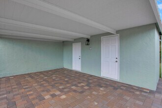 422 Oxford St in West Palm Beach, FL - Building Photo - Building Photo