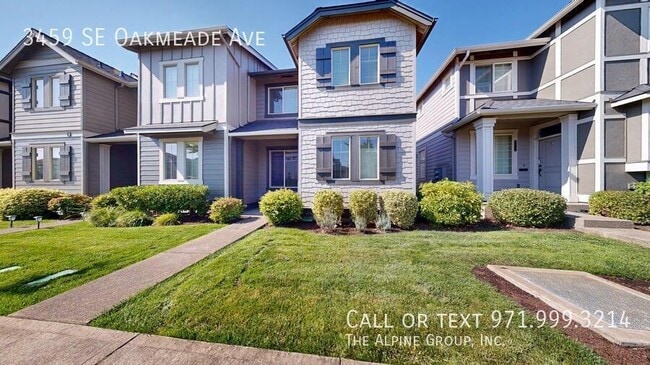 property at 3459 SE Oakmeade Ave