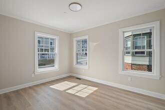 5 Edgemont Rd-Unit -1 in Katonah, NY - Building Photo - Building Photo