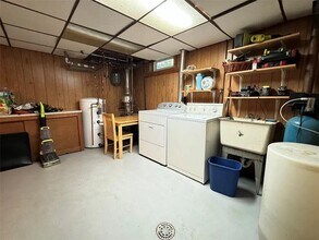 7 Exeter Dr in Endicott, NY - Building Photo - Building Photo