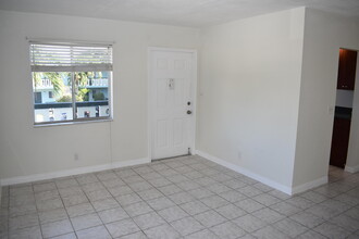 306 E Ocean Ave in Boynton Beach, FL - Building Photo - Building Photo