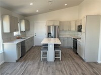 203 Tungsten St in Henderson, NV - Building Photo - Building Photo