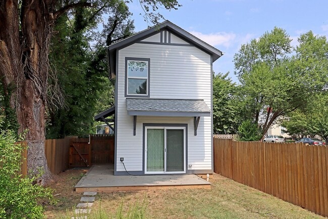 property at 513 12th St NW