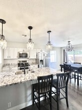 310 W Pontiac Dr in Phoenix, AZ - Building Photo - Building Photo