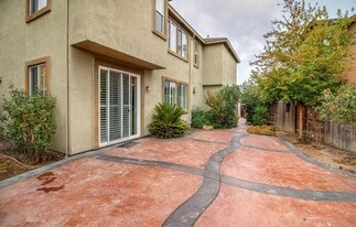 30 Sheen Ct in Sacramento, CA - Building Photo