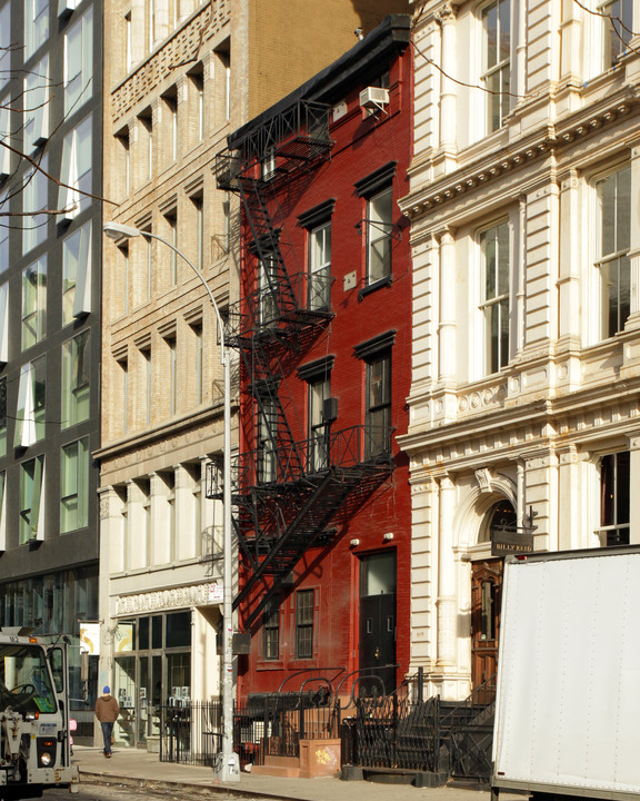 52 Bond St in New York, NY - Foto de edificio