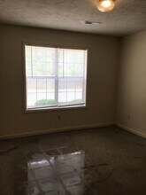 806 N McLemore Ave in Brownsville, TN - Building Photo - Building Photo