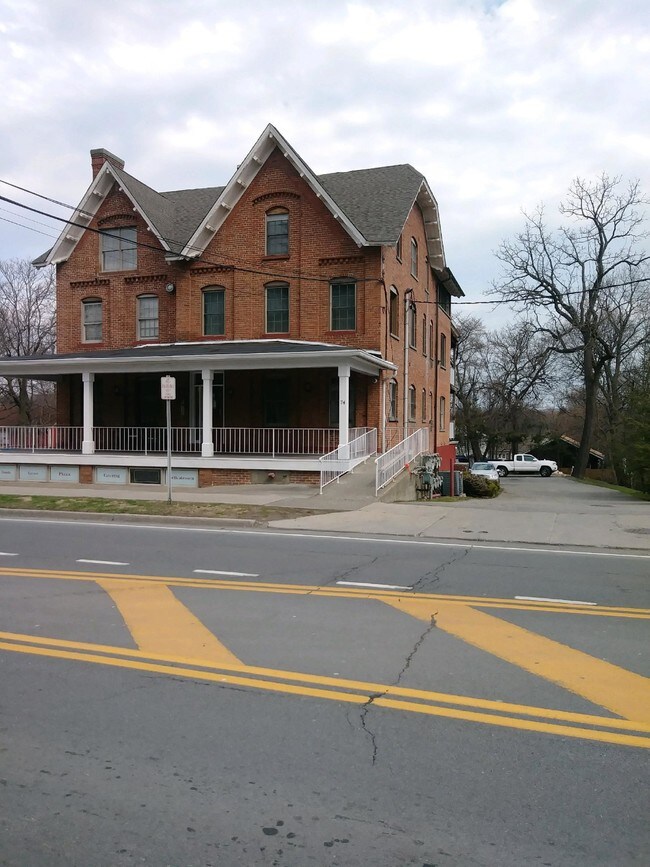 74 North St Apartments and Nearby Newburgh Apartments For Rent