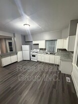 1419 N Superior St in Toledo, OH - Building Photo