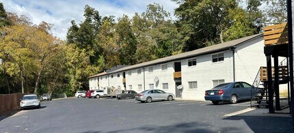 1000 Smith Street Apartments in Clarkston, GA - Building Photo - Building Photo