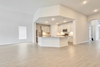 211 Short Leaf Dr in Buda, TX - Building Photo - Building Photo