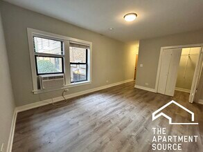 711 W Brompton Ave in Chicago, IL - Building Photo - Building Photo