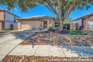 9811 Sandlet Trail in San Antonio, TX - Building Photo - Building Photo