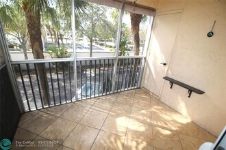 101 E McNab Rd in Pompano Beach, FL - Building Photo - Building Photo
