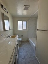 2128 28th St in Sacramento, CA - Building Photo - Building Photo