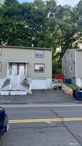 140 Forest Rd in West Haven, CT - Building Photo