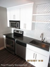 111 SW Harrison St-Unit -#3E in Portland, OR - Building Photo - Building Photo