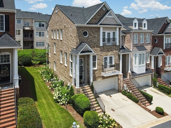 308 Creekbank Way SE in Smyrna, GA - Building Photo - Building Photo