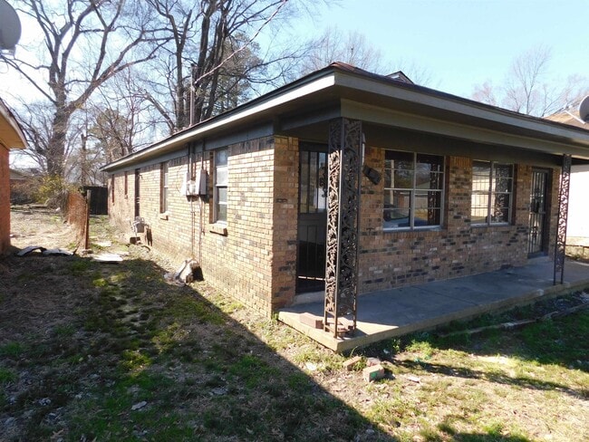 2367 Hubbard Ave in Memphis, TN - Building Photo - Building Photo