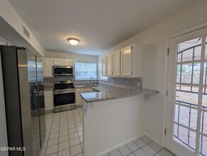 3149 Crazy Horse Dr in El Paso, TX - Building Photo - Building Photo