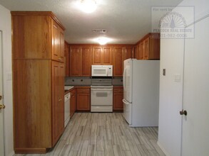 42 Creekridge Cir in Sherwood, AR - Building Photo - Building Photo