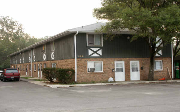 1125 Tollview Ave in Aurora, IL - Foto de edificio