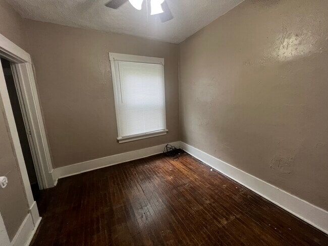 property at 224 S Clark St