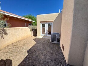 2747 Kathryn Ave SE in Albuquerque, NM - Building Photo - Building Photo