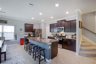 10416 Crescendo Ln in Austin, TX - Building Photo - Building Photo