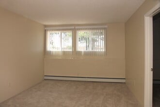 Wind River Place Apartments in Colorado Springs, CO - Building Photo - Building Photo